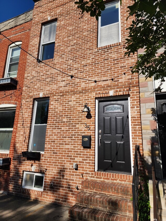 Primary Photo - 35 N Patterson Park Ave