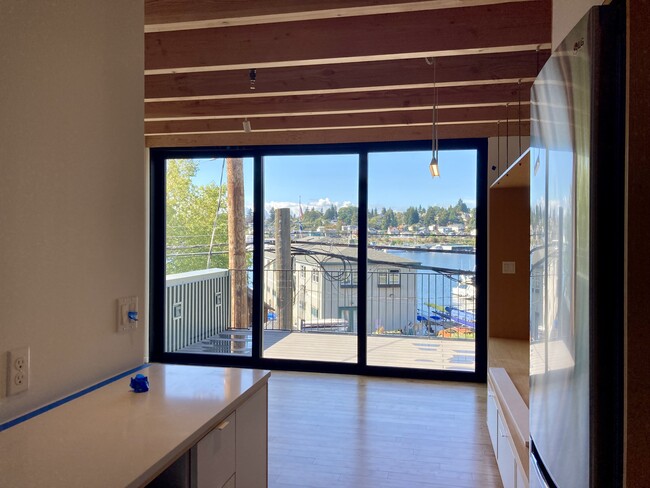 Photo - 2950 Fairview Ave E Townhome