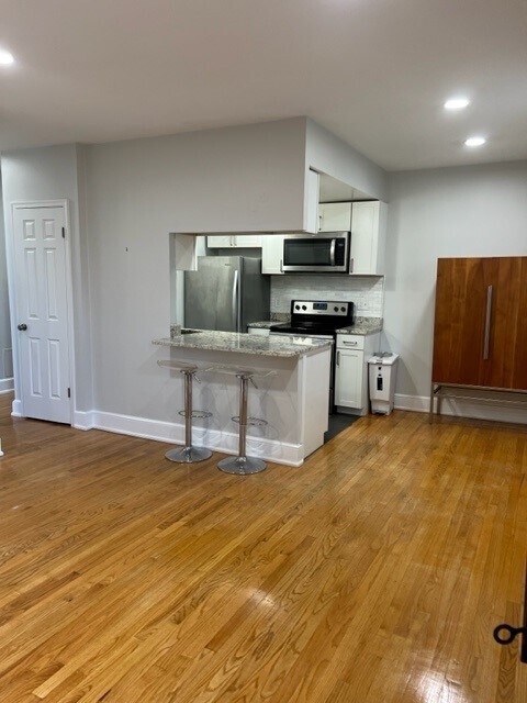 Foto del edificio - 676 4th St NE