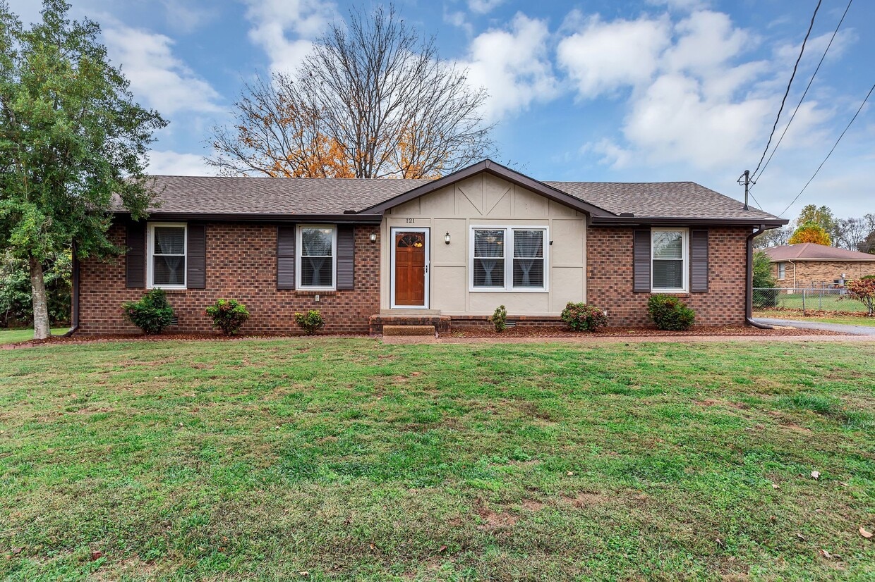 Foto principal - 121 Orchard Valley Rd