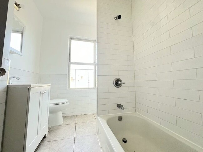 Foto del edificio - 65 Hawkins St