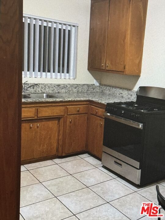 Foto del edificio - 4817 Oakwood Ave