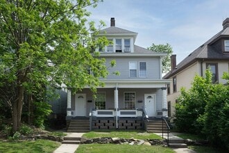 Building Photo - 135 E Norwich Ave