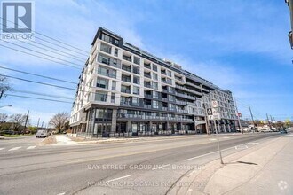 Building Photo - 556-556 Marlee Ave