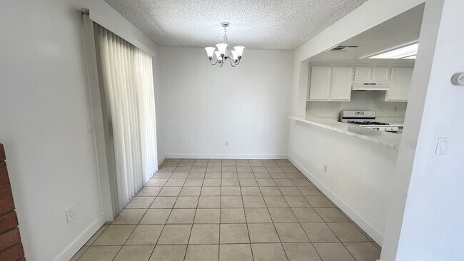 Foto del edificio - 2Bd Apartment Available For Rent