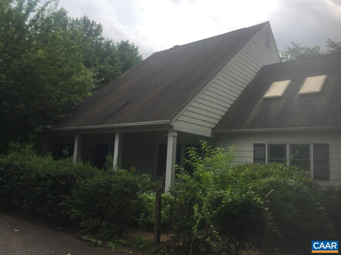 Foto del edificio - 2890 Meadow Vista Dr