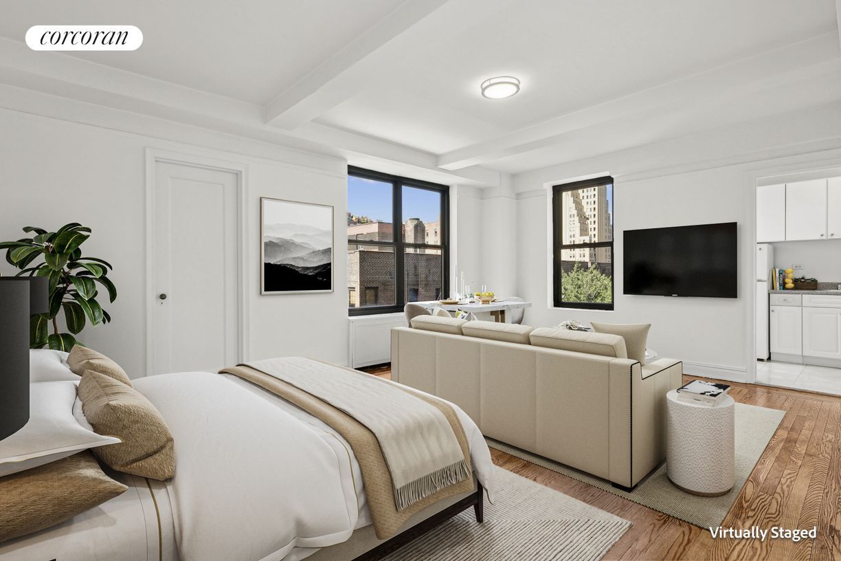 Foto principal - 200 W 16th St