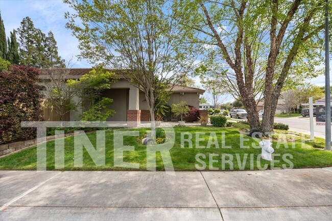 Building Photo - 10766 Bellone Way