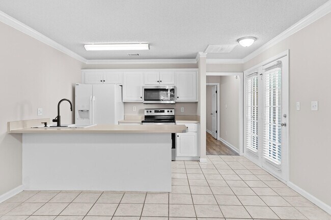 Foto del edificio - 2023 Summer Valley Way