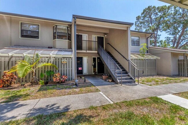 Foto del edificio - 5611 Summerside Ln