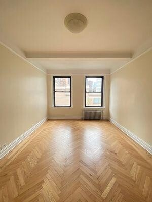 Primary Photo - 210 E 68th St