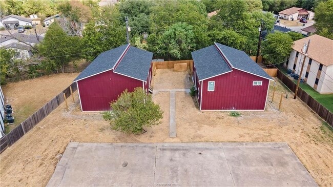 Building Photo - 1504 Alpine Cir