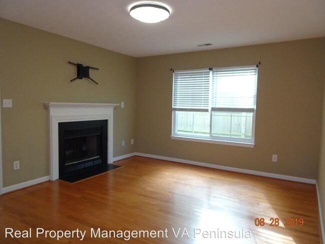 Foto del edificio - 3 br, 2.5 bath House - 811 Depriest Downs