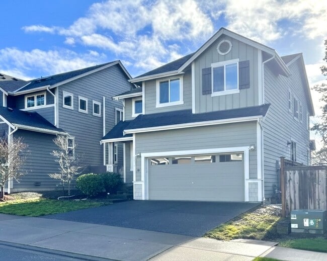 Building Photo - Modern 2017-Built Home with Main-Floor Office, AC & Prime East Hill Location