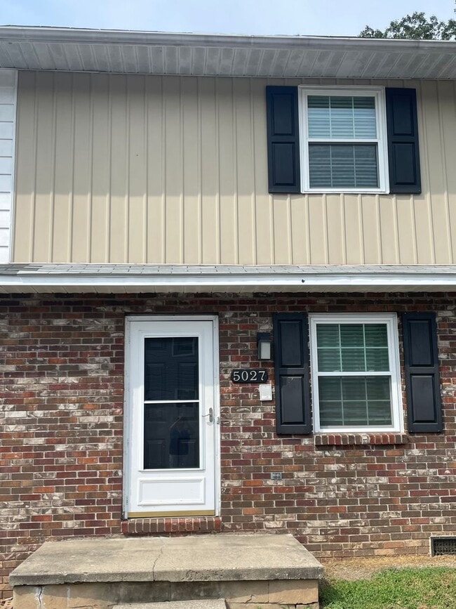 Building Photo - 5027 St Patrick Cir
