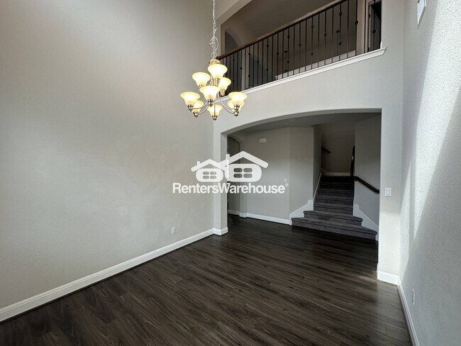 Foto del edificio - 4213 Valley Oaks Dr