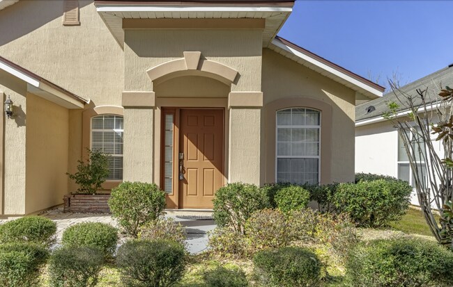 Foto del edificio - 14626 Falling Waters Dr