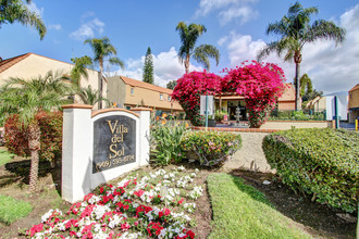 Villa del Sol Apartments Photo