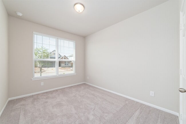 Foto del edificio - 27518 Beachside Arbor Dr