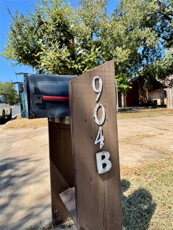 Primary Photo - 904 Milford Way