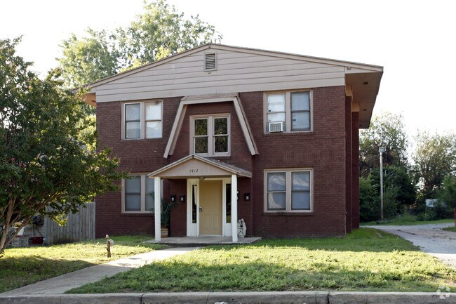 Building Photo - 1412 NW 11th St