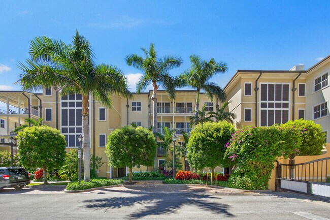 Building Photo - 3940 N Flagler Dr