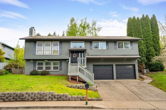 Building Photo - 7393 SW Bayberry Dr