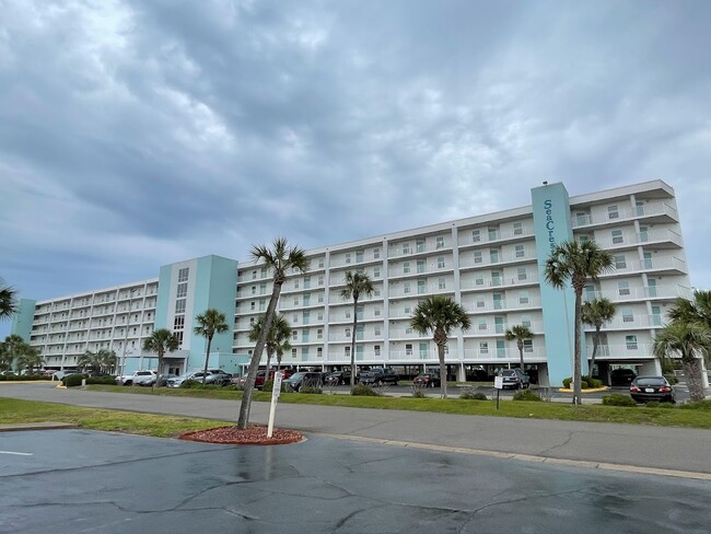 Building Photo - 895 Santa Rosa Blvd