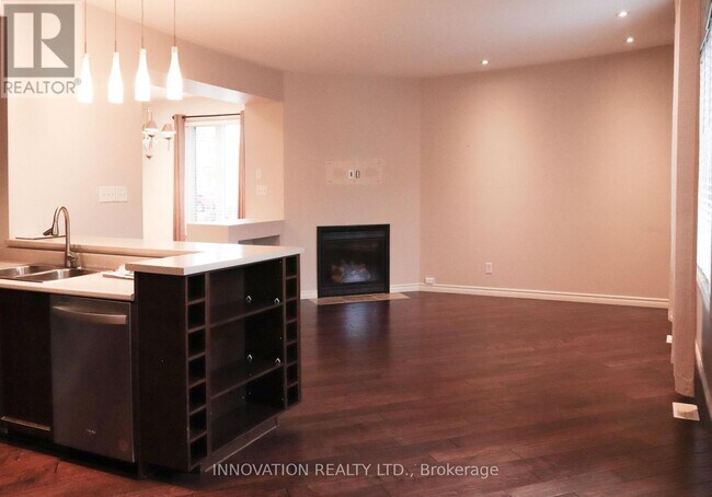 Photo du bâtiment - 602 Rosehill Ave