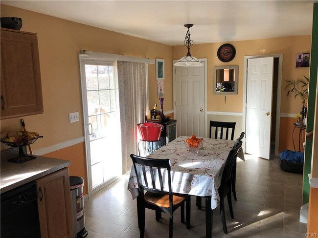 Foto del edificio - 123 Highlands Cir