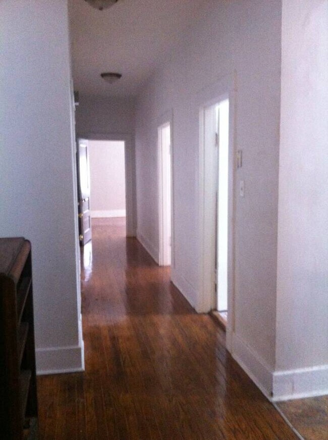 Foto del edificio - 1733 Poplar Ave