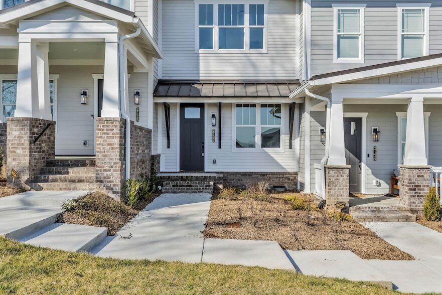 Foto principal - 2127 Gildridge Dr