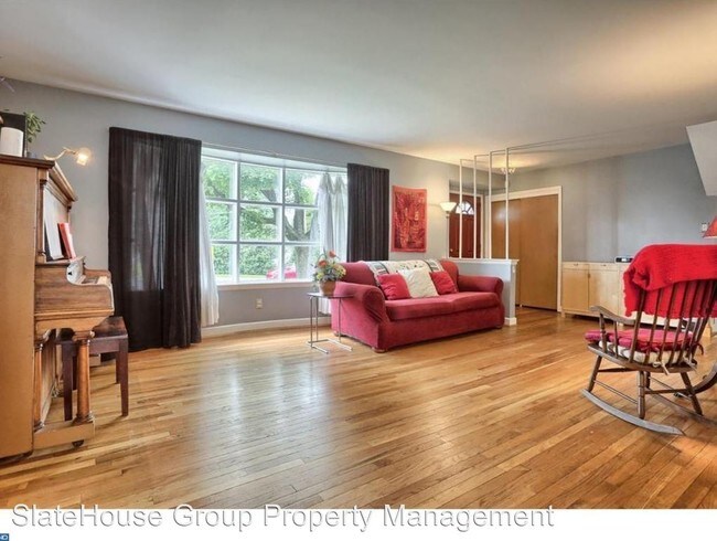 Foto del edificio - 2300 Van Reed Rd