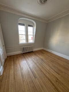 Building Photo - 192 King St E