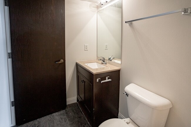 Foto del edificio - 4600 Woodward Ave