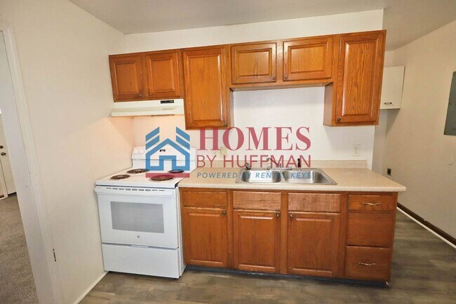 Foto del edificio - 1215-1215 Joan Ave