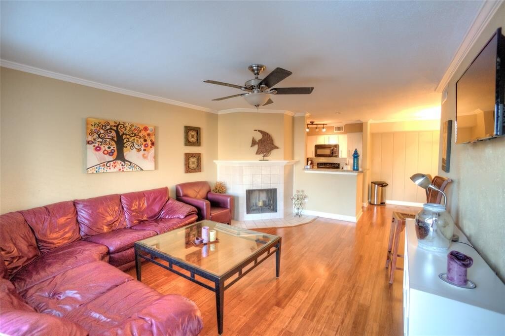 Primary Photo - 4635 Wild Indigo St