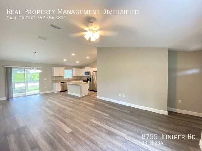 Foto del edificio - 8755 Juniper Rd