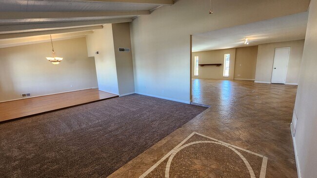 Building Photo - Remarkable horse property with HUGE yard!