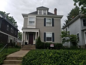 Building Photo - 162 E Northwood Ave