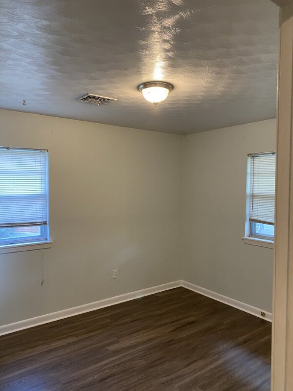 Building Photo - 2522 W 34th Ave