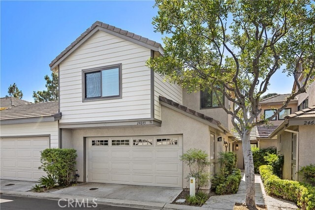 Foto del edificio - 24645 Sutton Ln