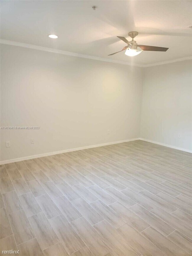 Building Photo - 4 br, 3.5 bath House - 1229 Piazza Antinor...