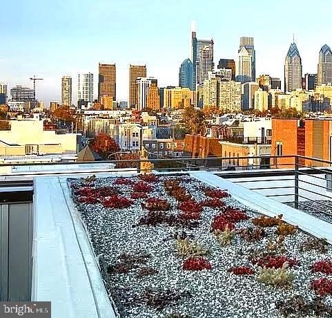 Foto del edificio - 2110 Kimball St