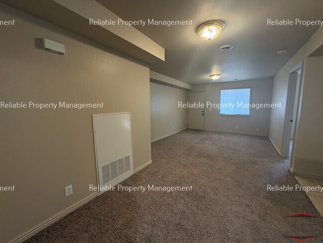 Building Photo - 196 Stockham Boulevard