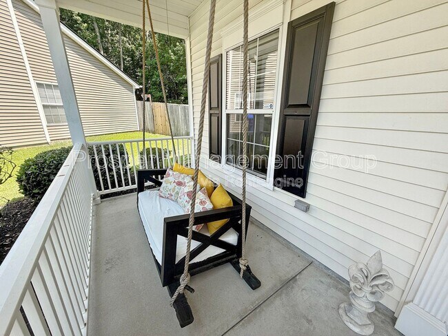Foto del edificio - 578 Carters Grove Rd