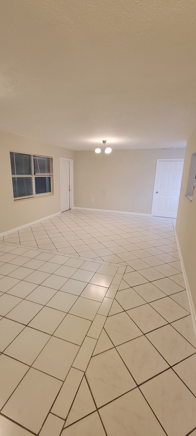 Foto del edificio - 102 Alabama Rd S