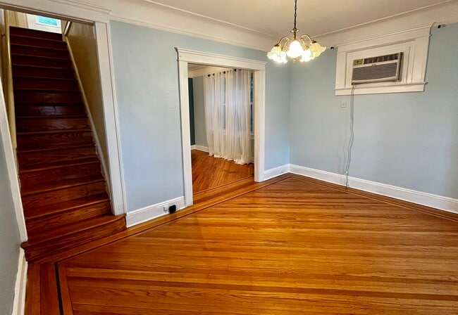 Building Photo - 252 Park Ave
