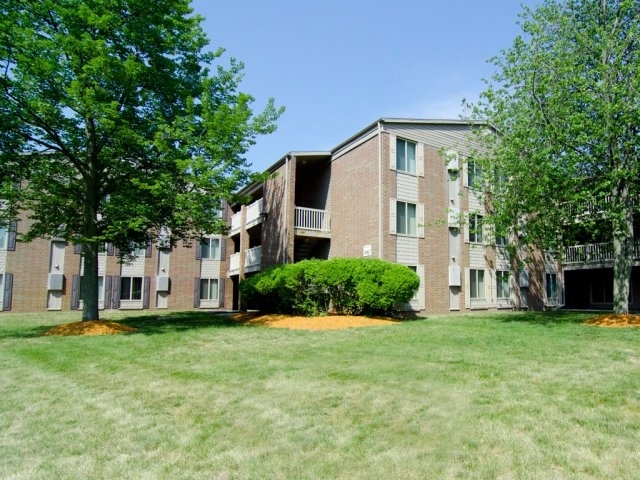 Campus Hill Apartments Rentals - Okemos, MI | Apartments.com