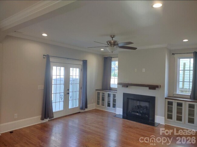 Foto del edificio - 1716 Berryhill Rd